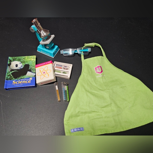 American Girl Science Lab Set - Picture 2 of 3